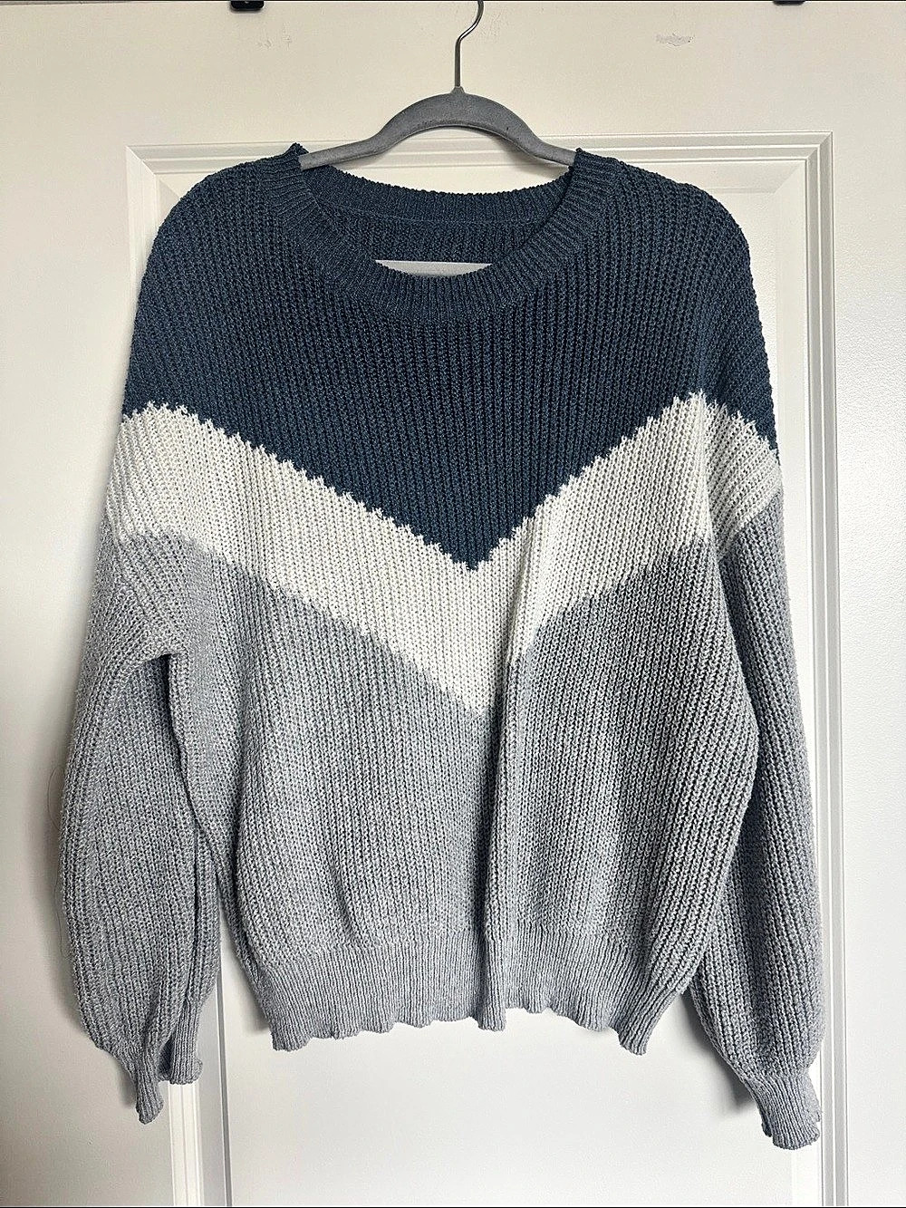 SHEIN CURVE Color Block Sweater Gray, White, and Blue Size 2XL